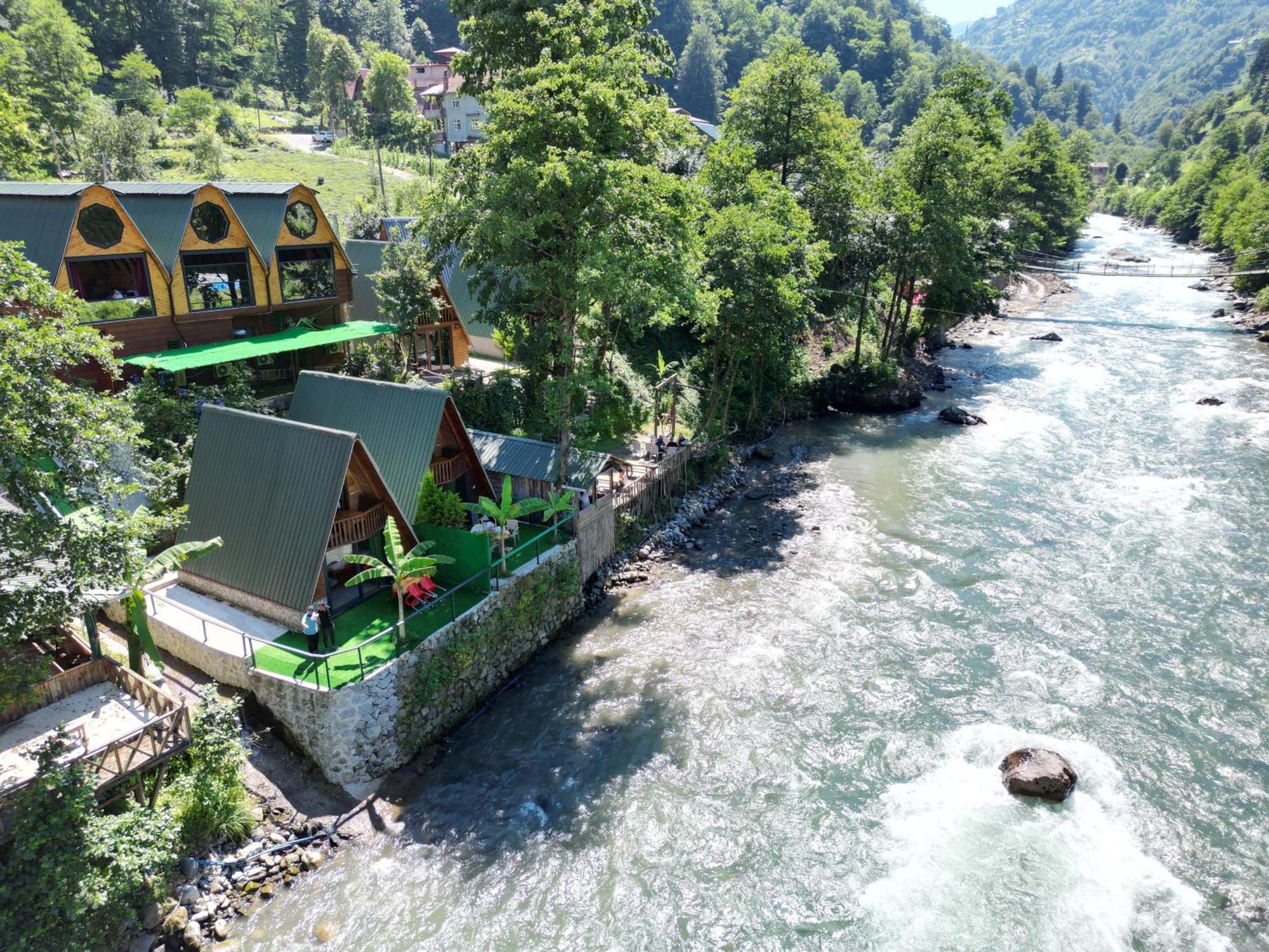 Tabiat Bungalows Camlihemsin Luaran gambar